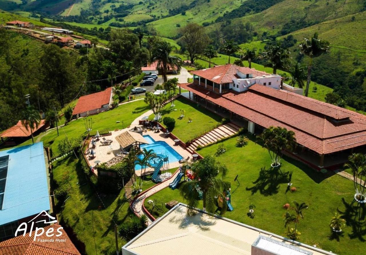 Alpes Fazenda Hotel Сокоро Екстериор снимка
